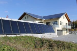 Thermische Sonnenkollektoren SOLTOP COBRA für Heizung und Warmwasser