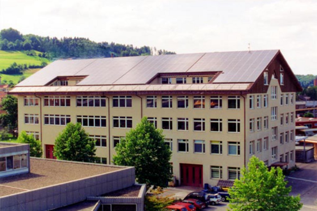 1990