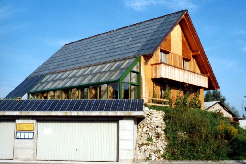 Nullenergiehaus, erstes 100% energieautarkes Haus der Welt