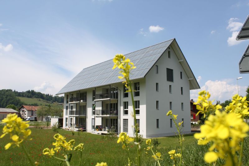 Solarbeheiztes Achtfamilienhaus in Oberburg bei Burgdorf